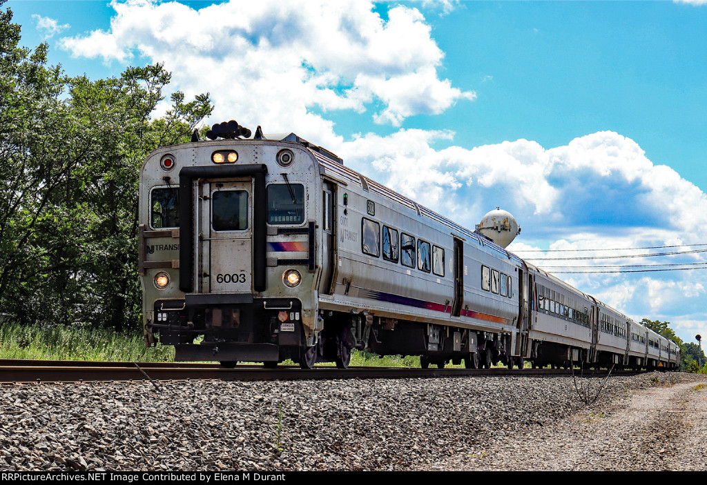 NJT 6003 on train 5438